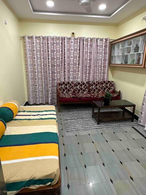 Jmj Residency Villa Хидерабад Екстериор снимка